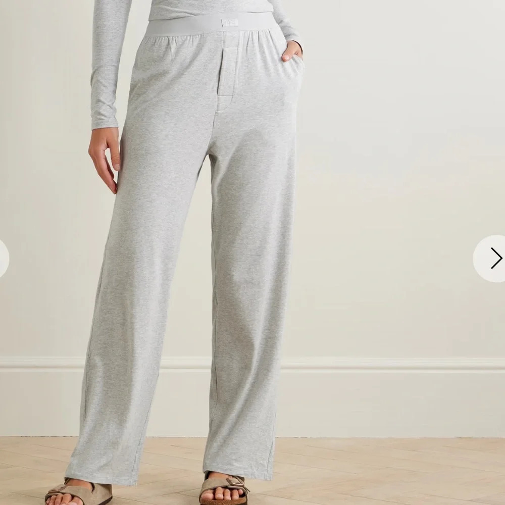 Skims women’s pant